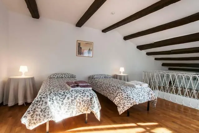 Villa Key Location Near Palazzo Grassi à Venise Hébergement de vacances