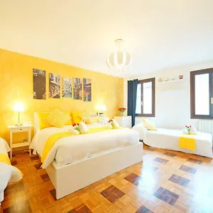  Appartamento Calle Dei Fabbri