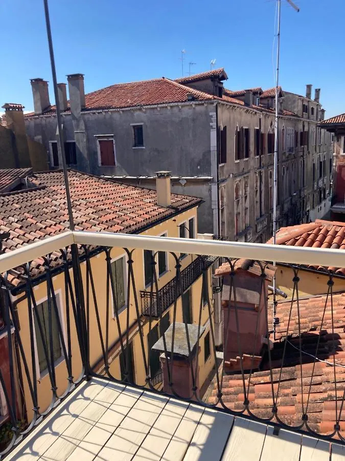 Holiday home Key Location Near Palazzo Grassi Villa Venice