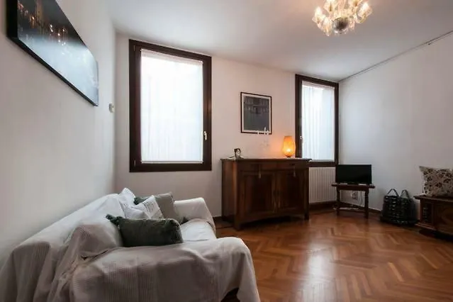 Holiday home Key Location Near Palazzo Grassi Villa Venice Italy